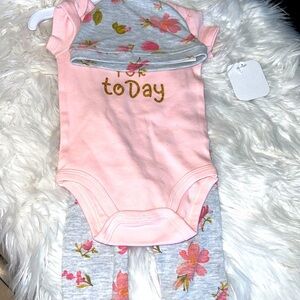 Renee Raffi, baby outfit new